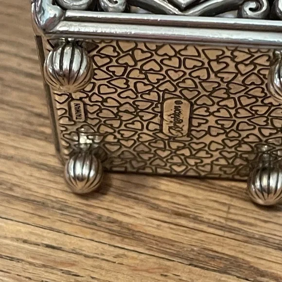 Brighton Metal Heart Trinket Box w Lid Beautiful jewelry box - Picture 12 of 12